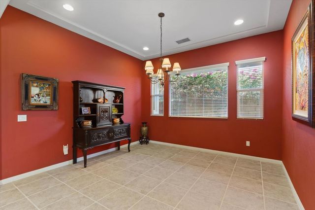 27 Via Del Maricale, Rancho Mirage, CA 92270