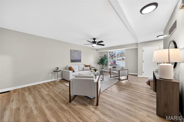 370 Marywood Court, Ballwin, MO 63021