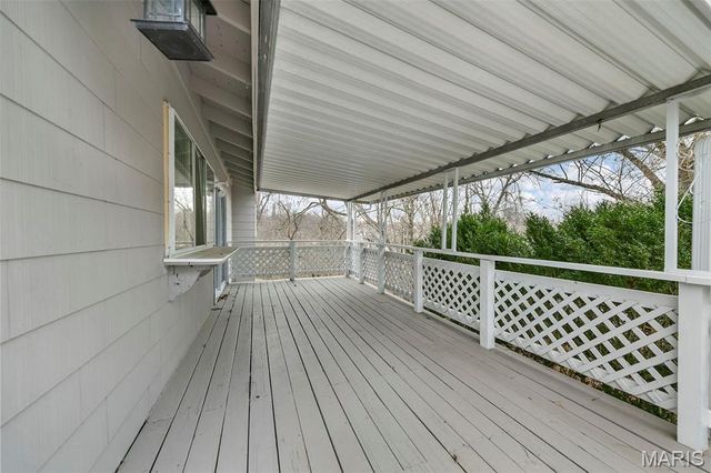 370 Marywood Court, Ballwin, MO 63021