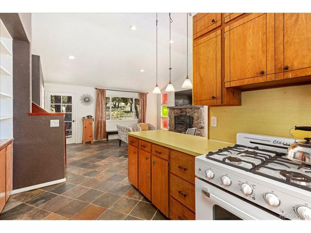 296 Palomino Way, Crestone, CO 81131