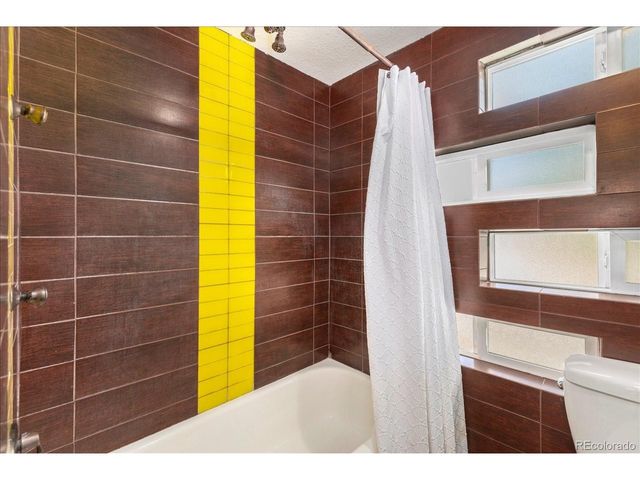 296 Palomino Way, Crestone, CO 81131