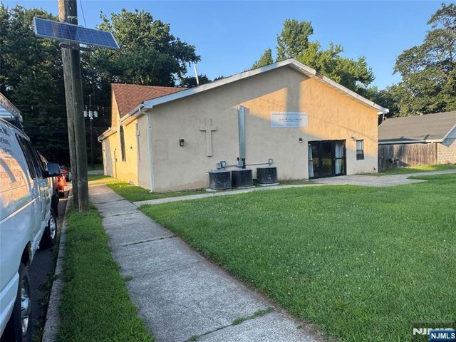 192-194 Forest Avenue, Teaneck, NJ 07666