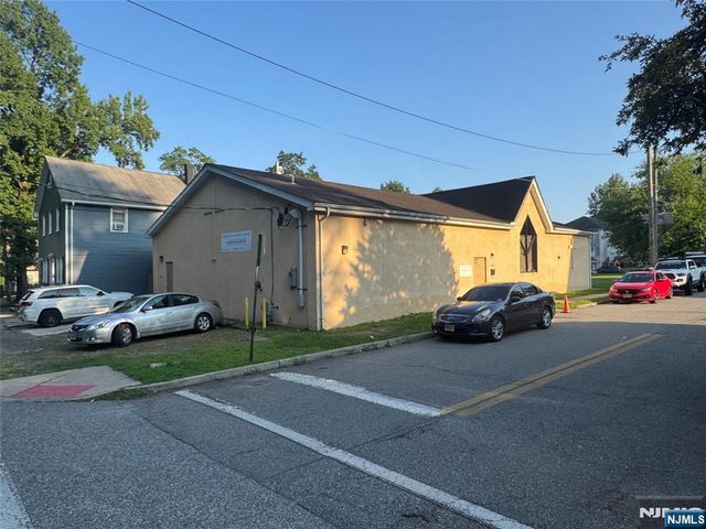 192-194 Forest Avenue, Teaneck, NJ 07666