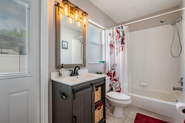 1821 PALM RIDGE PLACE, Valrico, FL 33594