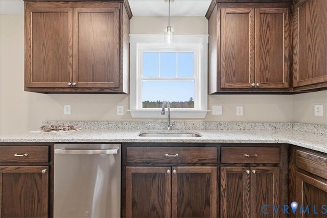 18631 Delta Ln, South Prince George, VA 23805