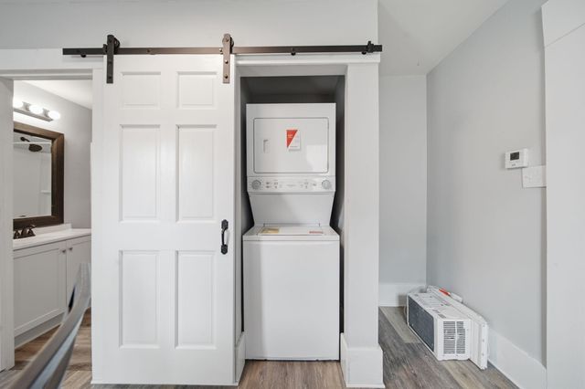 1811 Lewis Street, Jackson, MI 49203