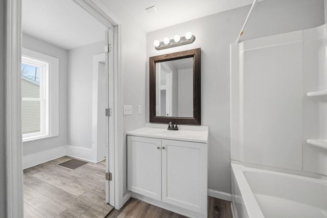 1811 Lewis Street, Jackson, MI 49203