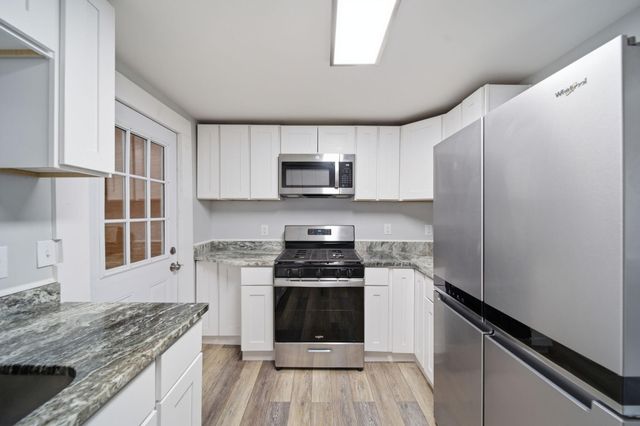 1811 Lewis Street, Jackson, MI 49203