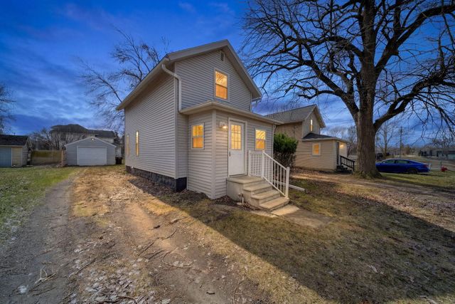 1811 Lewis Street, Jackson, MI 49203