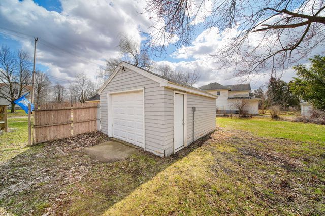 1811 Lewis Street, Jackson, MI 49203