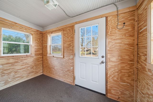 1811 Lewis Street, Jackson, MI 49203