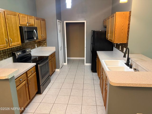 7920 MERRILL Road 914, Jacksonville, FL 32277