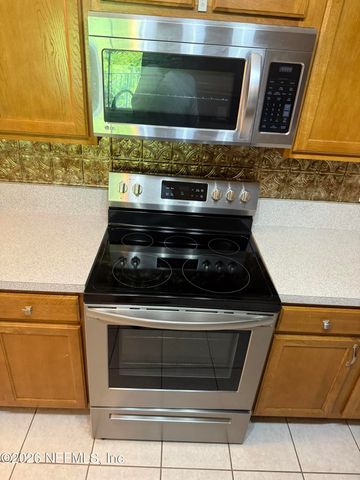 7920 MERRILL Road 914, Jacksonville, FL 32277