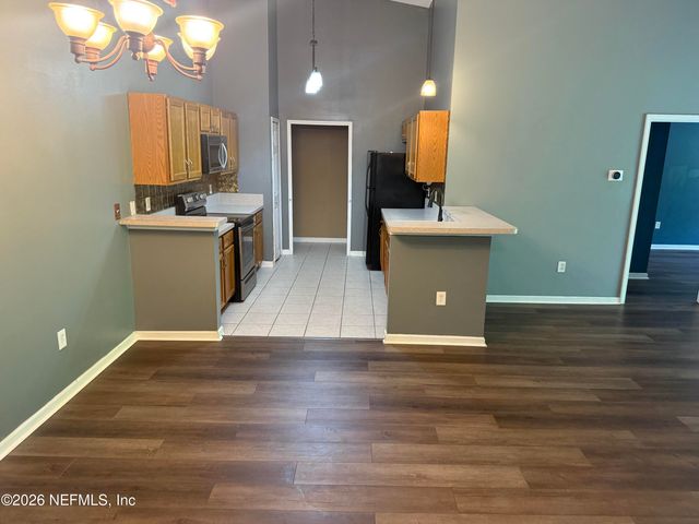7920 MERRILL Road 914, Jacksonville, FL 32277
