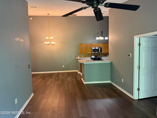 7920 MERRILL Road 914, Jacksonville, FL 32277