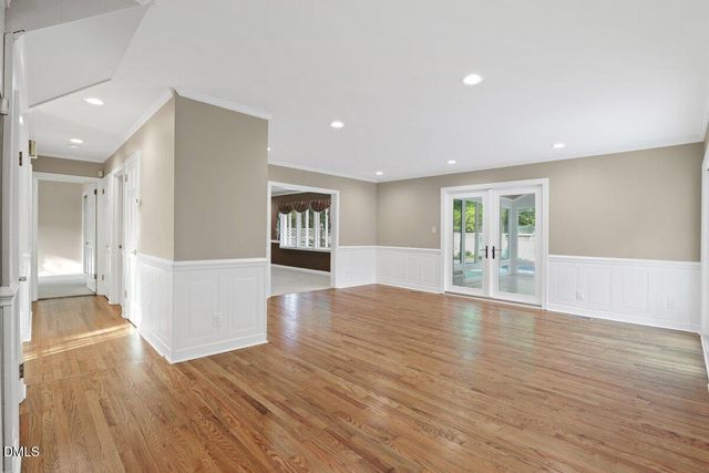 1105 S Vermont Street, Smithfield, NC 27577