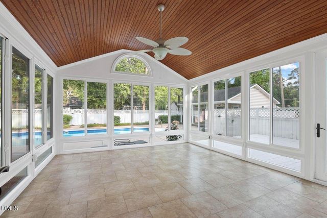 1105 S Vermont Street, Smithfield, NC 27577