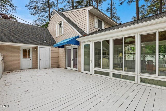 1105 S Vermont Street, Smithfield, NC 27577