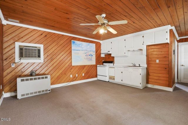 1105 S Vermont Street, Smithfield, NC 27577