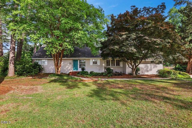 1105 S Vermont Street, Smithfield, NC 27577