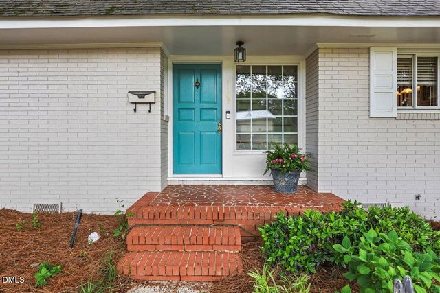 1105 S Vermont Street, Smithfield, NC 27577