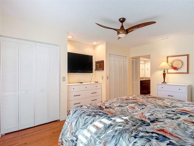 13812 MILL COVE CIRCLE 13812, Tampa, FL 33618