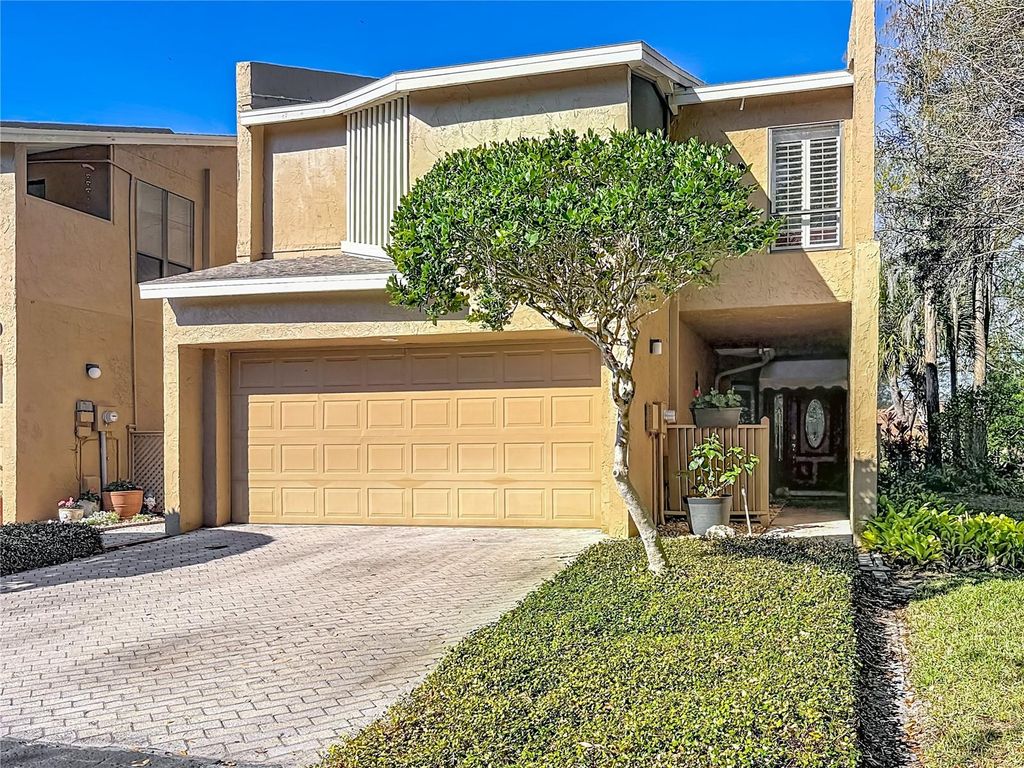 Image 4 of property listing at 13812 MILL COVE CIRCLE 13812, Tampa, FL 33618