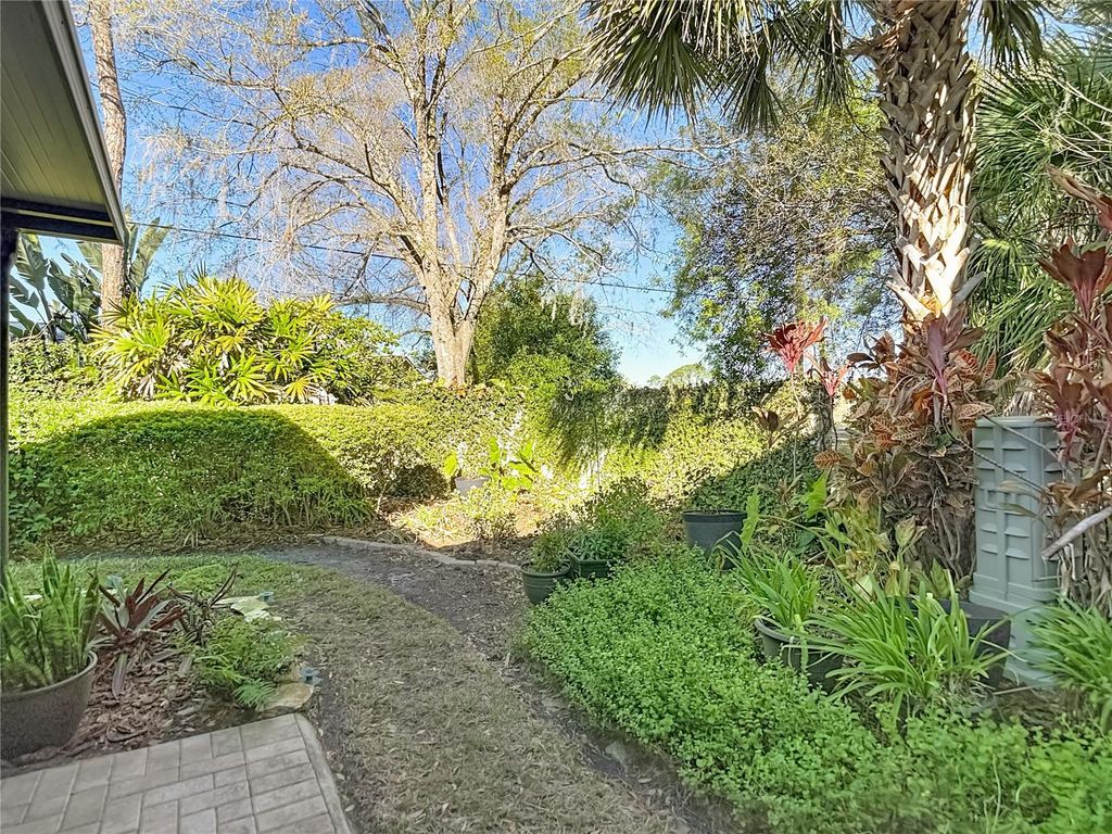 Image 44 of property listing at 13812 MILL COVE CIRCLE 13812, Tampa, FL 33618