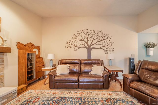 3004 Aruba Way, Muncie, IN 47302