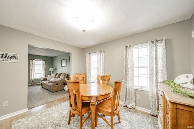 3004 Aruba Way, Muncie, IN 47302