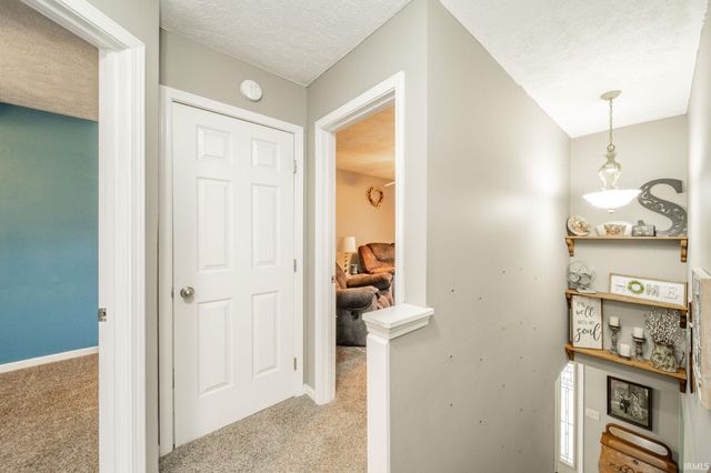 3004 Aruba Way, Muncie, IN 47302