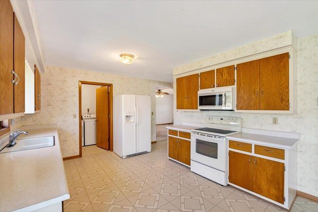 3003 Marvin Court, Cross Plains, WI 53528