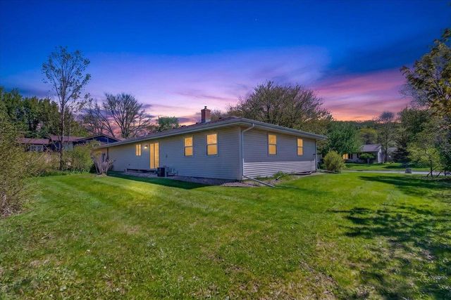 3003 Marvin Court, Cross Plains, WI 53528