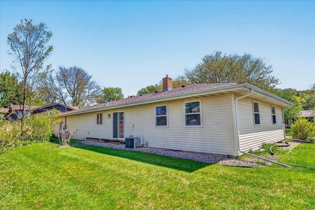 3003 Marvin Court, Cross Plains, WI 53528