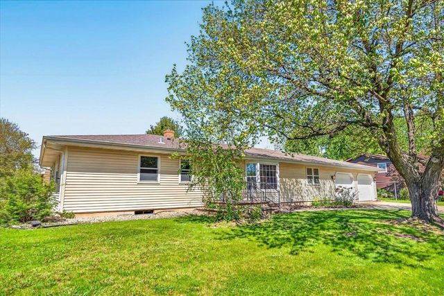 3003 Marvin Court, Cross Plains, WI 53528