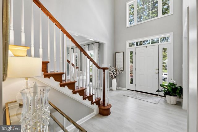 5484 HEREDITY LN, Gainesville, VA 20155