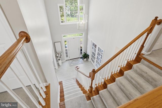5484 HEREDITY LN, Gainesville, VA 20155