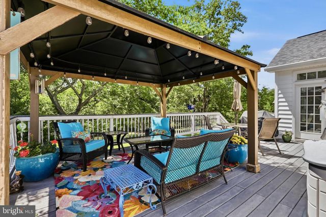 5484 HEREDITY LN, Gainesville, VA 20155