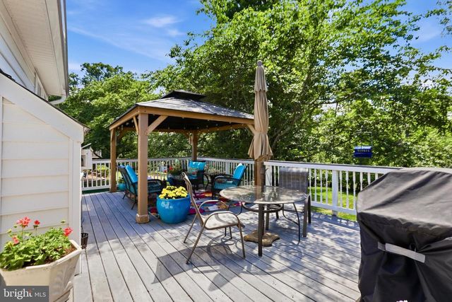 5484 HEREDITY LN, Gainesville, VA 20155