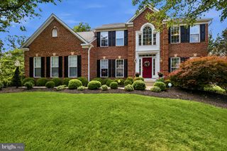 5484 HEREDITY LN, Gainesville, VA 20155