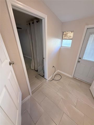 1015 23RD AVENUE W, Bradenton, FL 34205