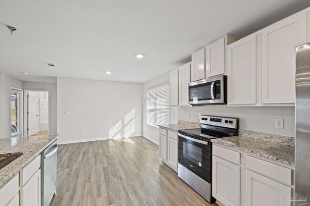 8670 Tarsus Drive, Milton, FL 32583