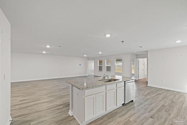 8670 Tarsus Drive, Milton, FL 32583