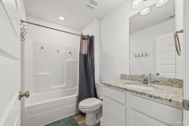 8670 Tarsus Drive, Milton, FL 32583