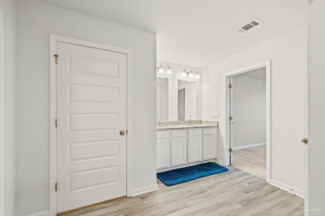 8670 Tarsus Drive, Milton, FL 32583