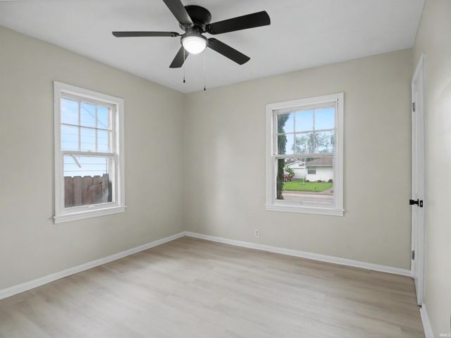 829 Herndon Drive, Evansville, IN 47711