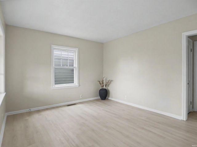 829 Herndon Drive, Evansville, IN 47711