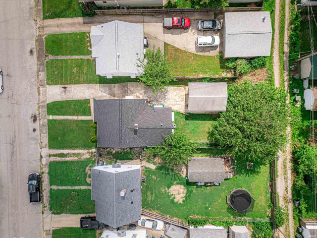 829 Herndon Drive, Evansville, IN 47711