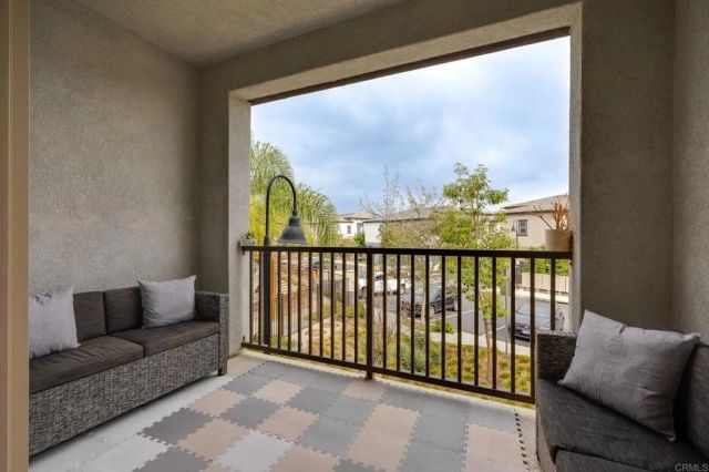 2227 Solara Lane, Vista, CA 92081