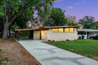 725 Meadowdale Place, Shreveport, LA 71108